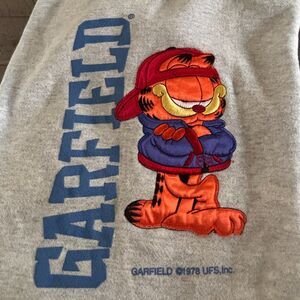 Vintage 90s Garfield Embroidered Sweatshirt TULTEX Gray Size XL Backwards Cap